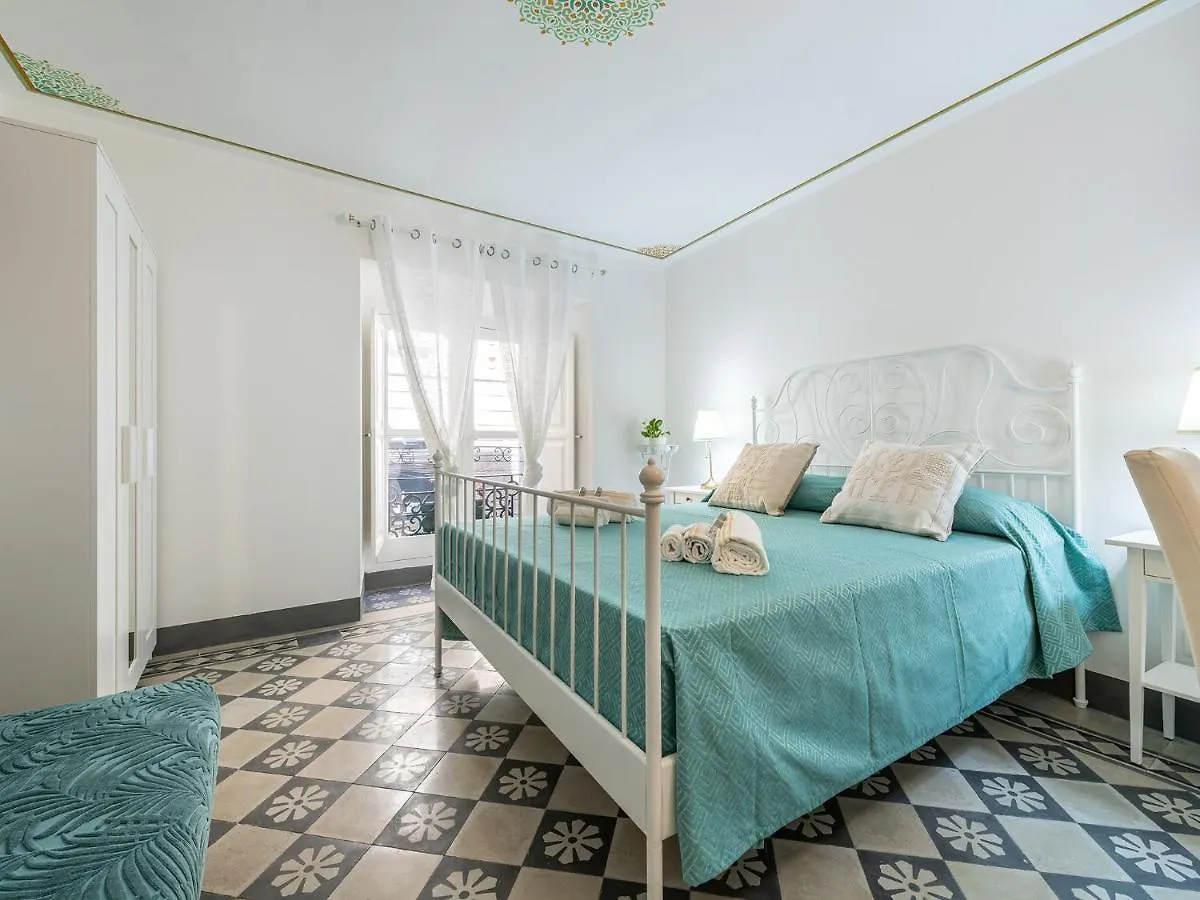 La Buona Stella Rooms - City Centre Cagliari 0*,