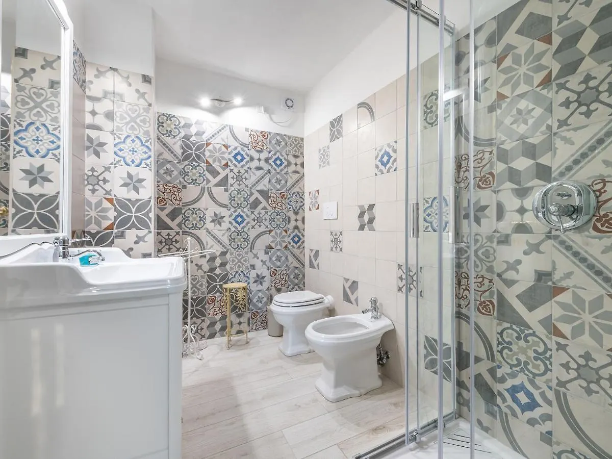 La Buona Stella Rooms - City Centre Cagliari