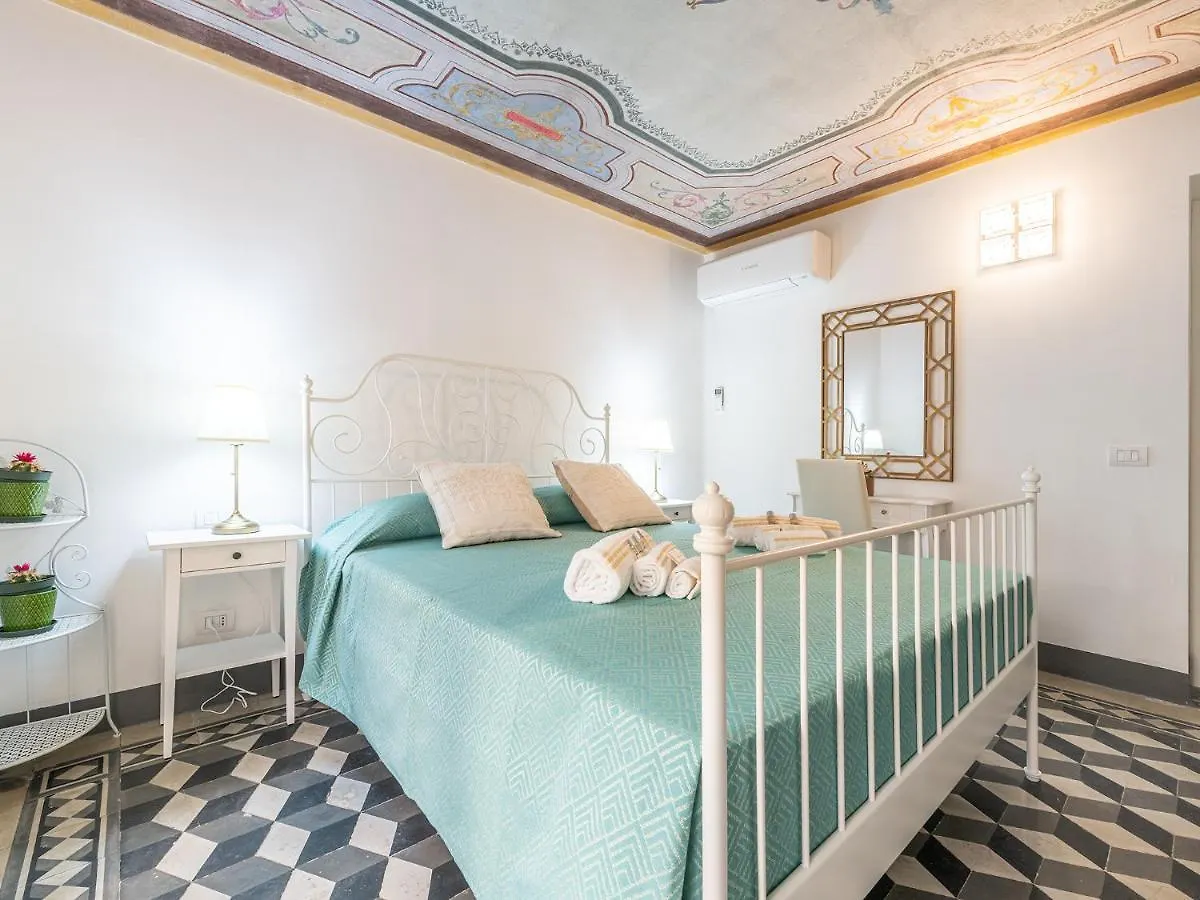 Affittacamere La Buona Stella Rooms - City Centre Cagliari Italia